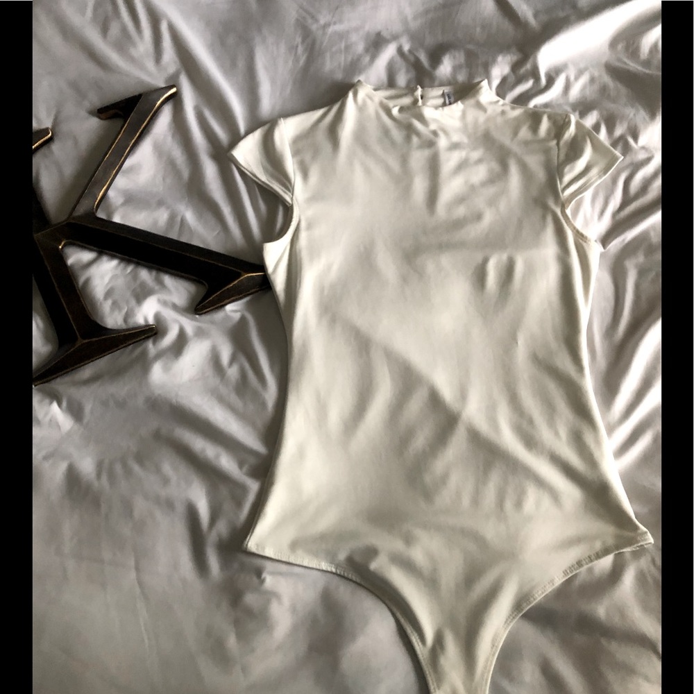 Lulu’s Bodysuit Small